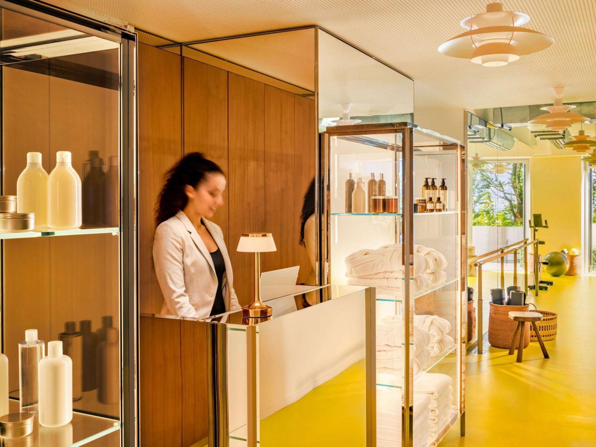 Too Hotel & Spa Paris - Mgallery Collection باريس المظهر الخارجي الصورة